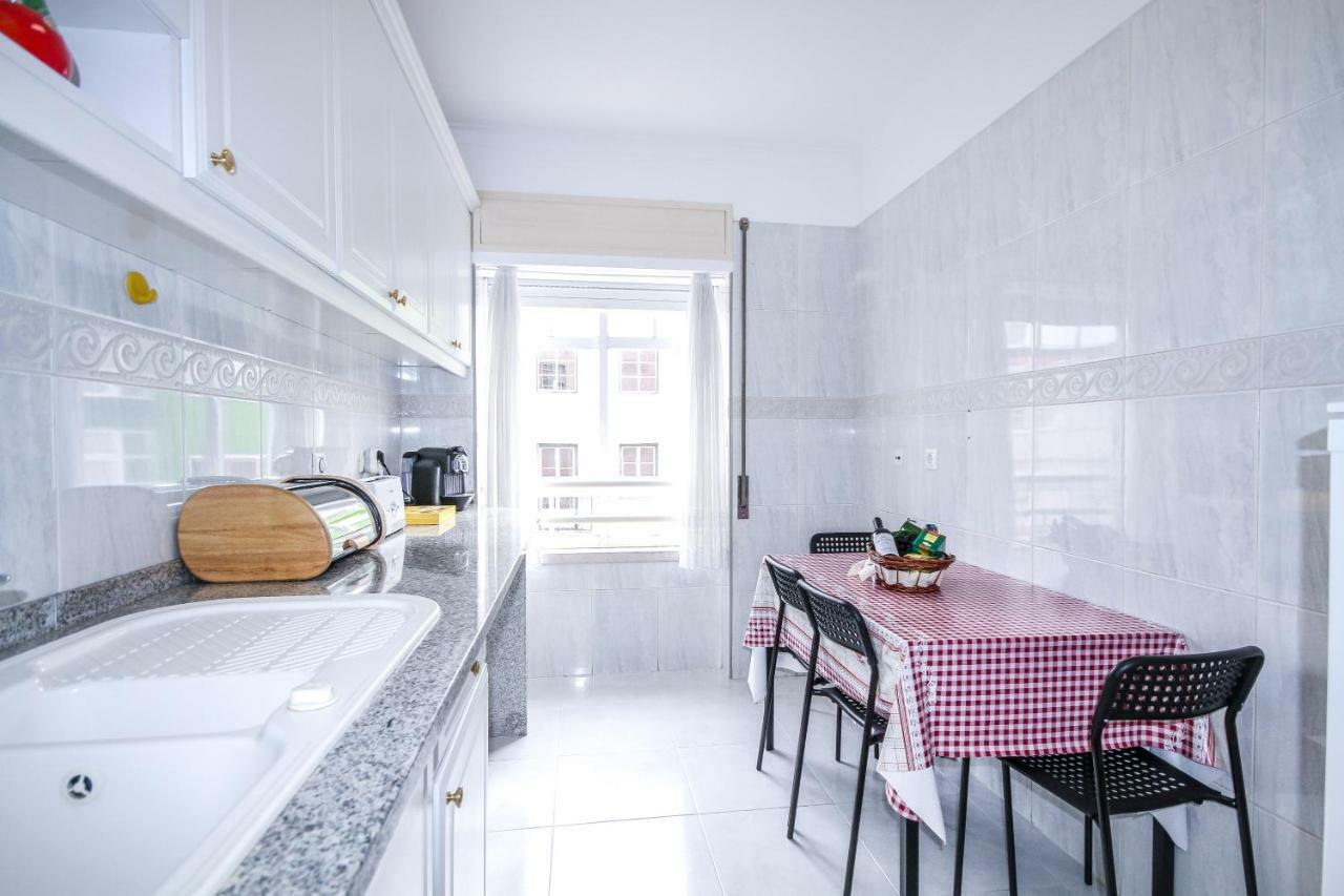 Apartamento Tejo Cacilhas Exterior photo