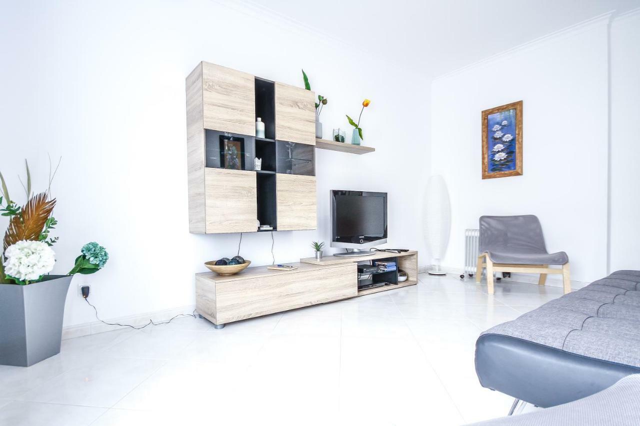 Apartamento Tejo Cacilhas Exterior photo
